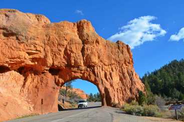Driving to Bryce - Exciting!